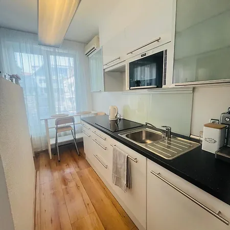 Pod Zamkom Pressburg